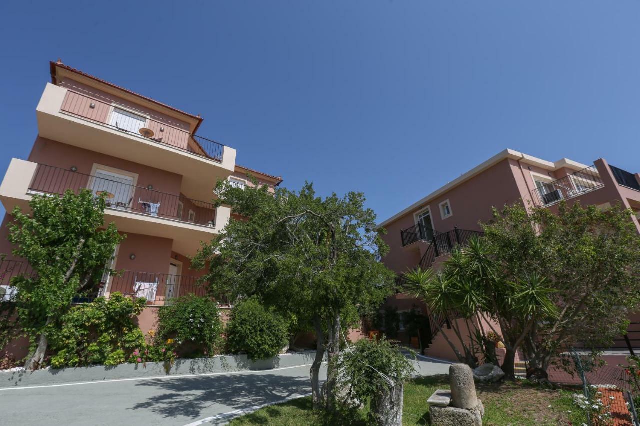 Pelagos Apartments Skala  Bagian luar foto